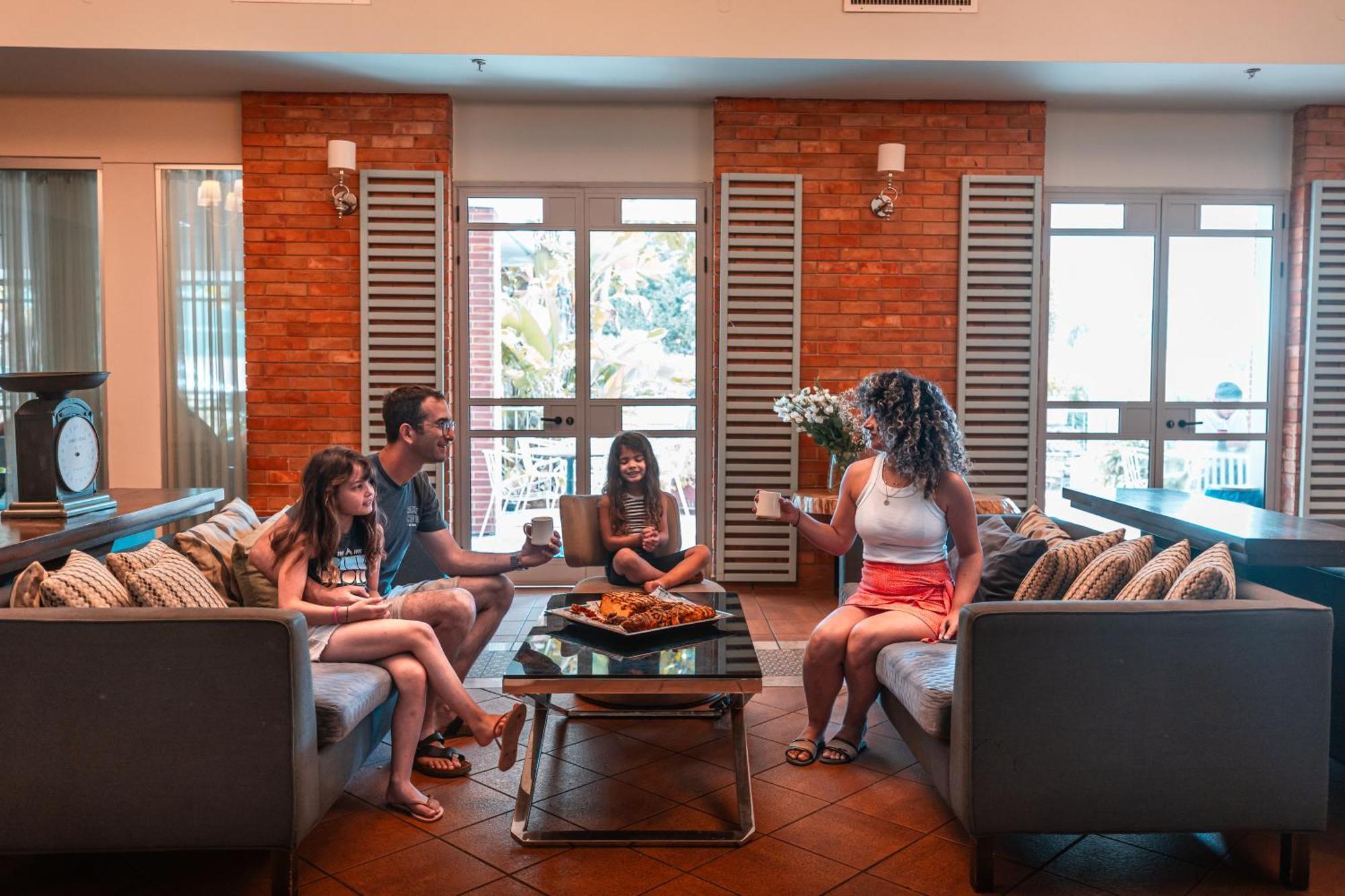 Eden Inn Zikhron Ya'akov Εξωτερικό φωτογραφία
